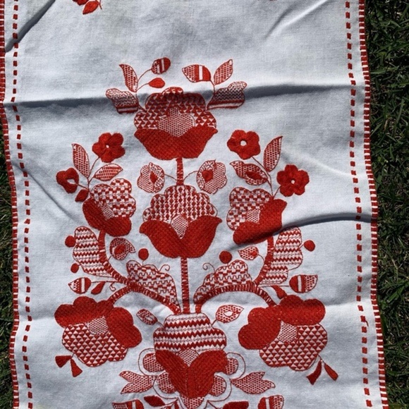 Other - Table Runner